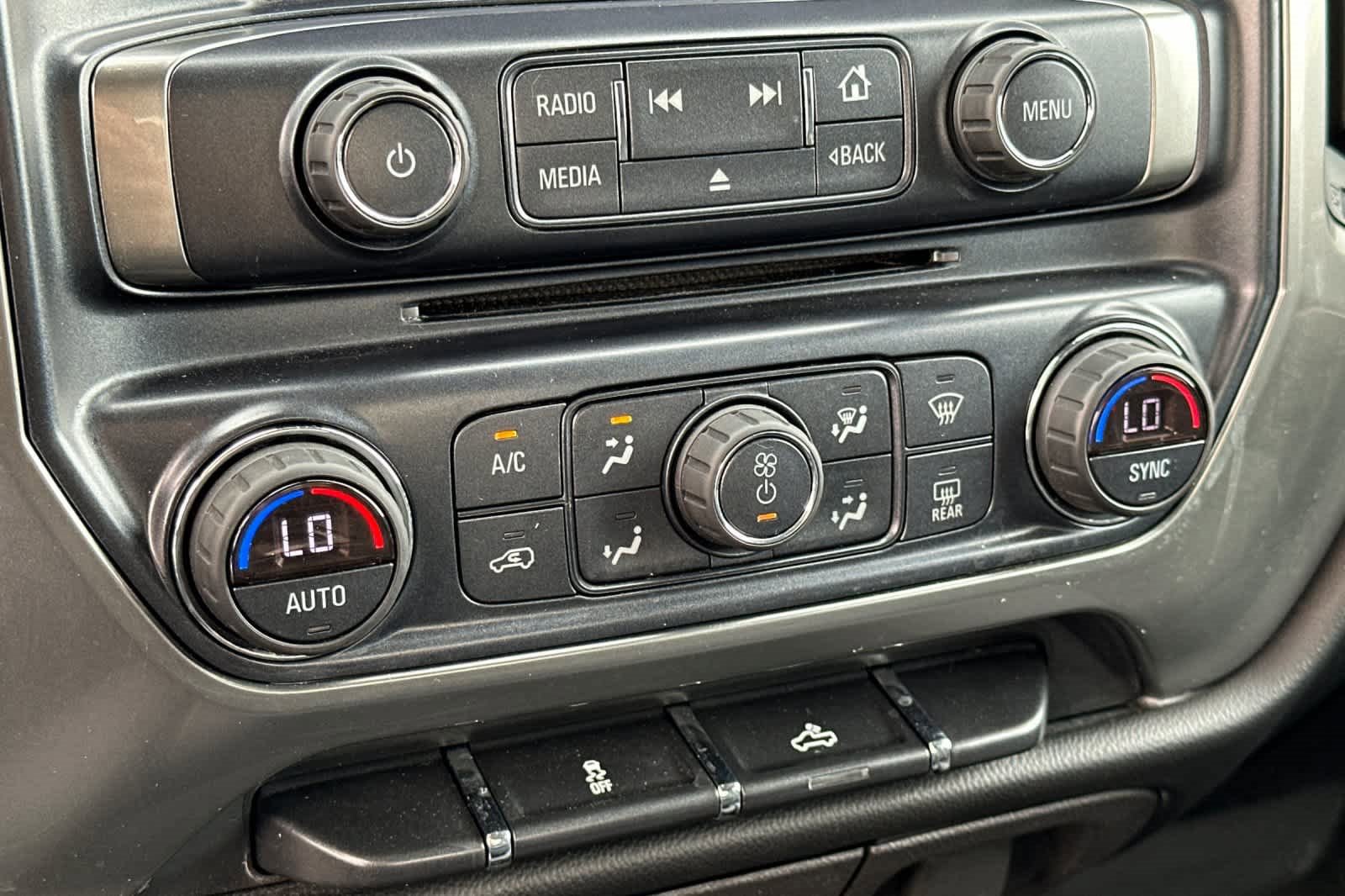 Used 2018 Chevrolet Silverado 1500 LT w/ All Star Edition image 20