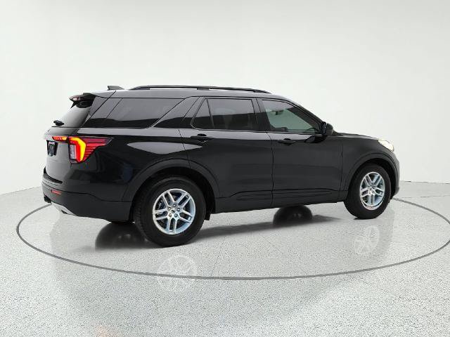 Certified 2026 Ford Explorer Active w/ Active Comfort Package RWD image 8