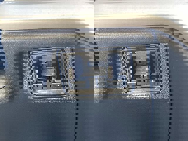 Certified 2025 Ford Expedition Active image 31