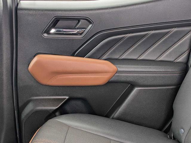 Used 2024 GMC Canyon AT4 image 19