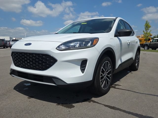 Certified 2020 Ford Escape SE FWD image 2
