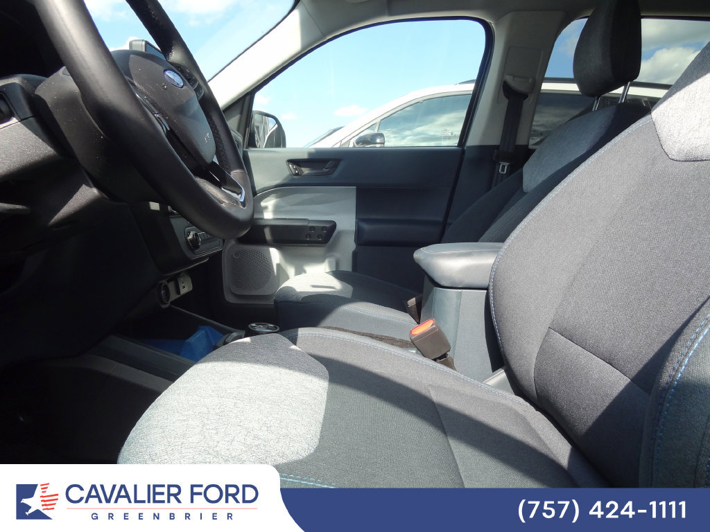 Certified 2025 Ford Maverick XLT w/ XLT Luxury Package AWD/4WD image 9
