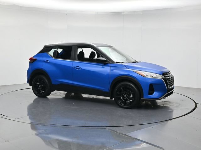 Used 2023 Nissan Kicks SV FWD video 3