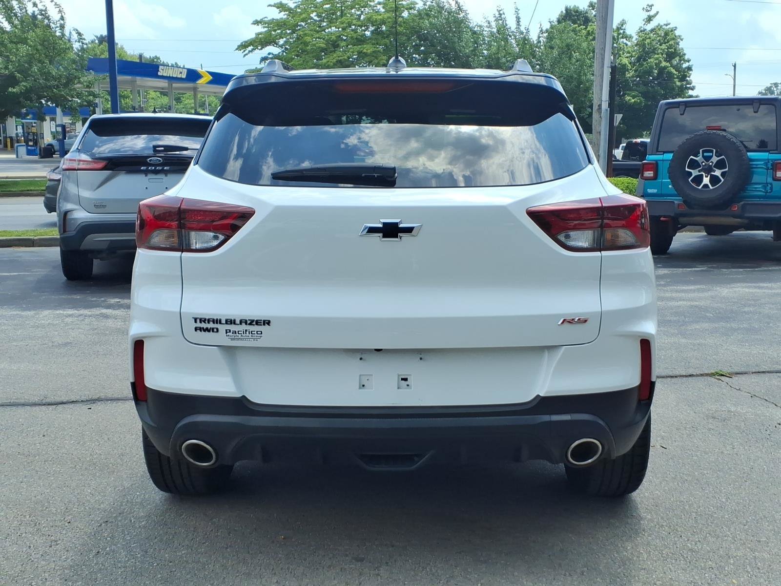 Used 2023 Chevrolet TrailBlazer RS w/ Convenience Package AWD/4WD image 4