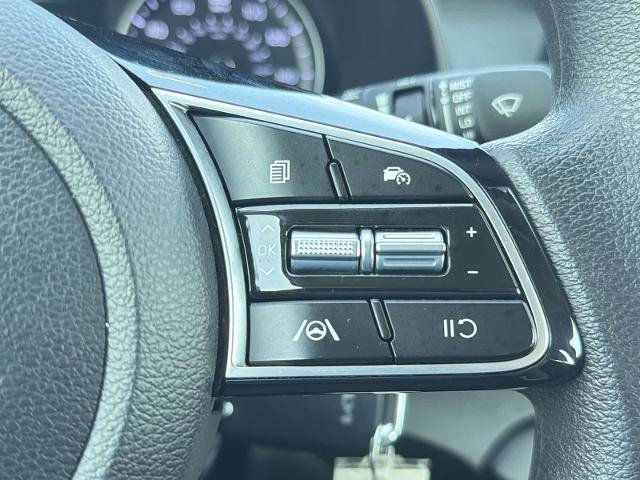 Used 2024 Kia Forte LXS FWD image 24