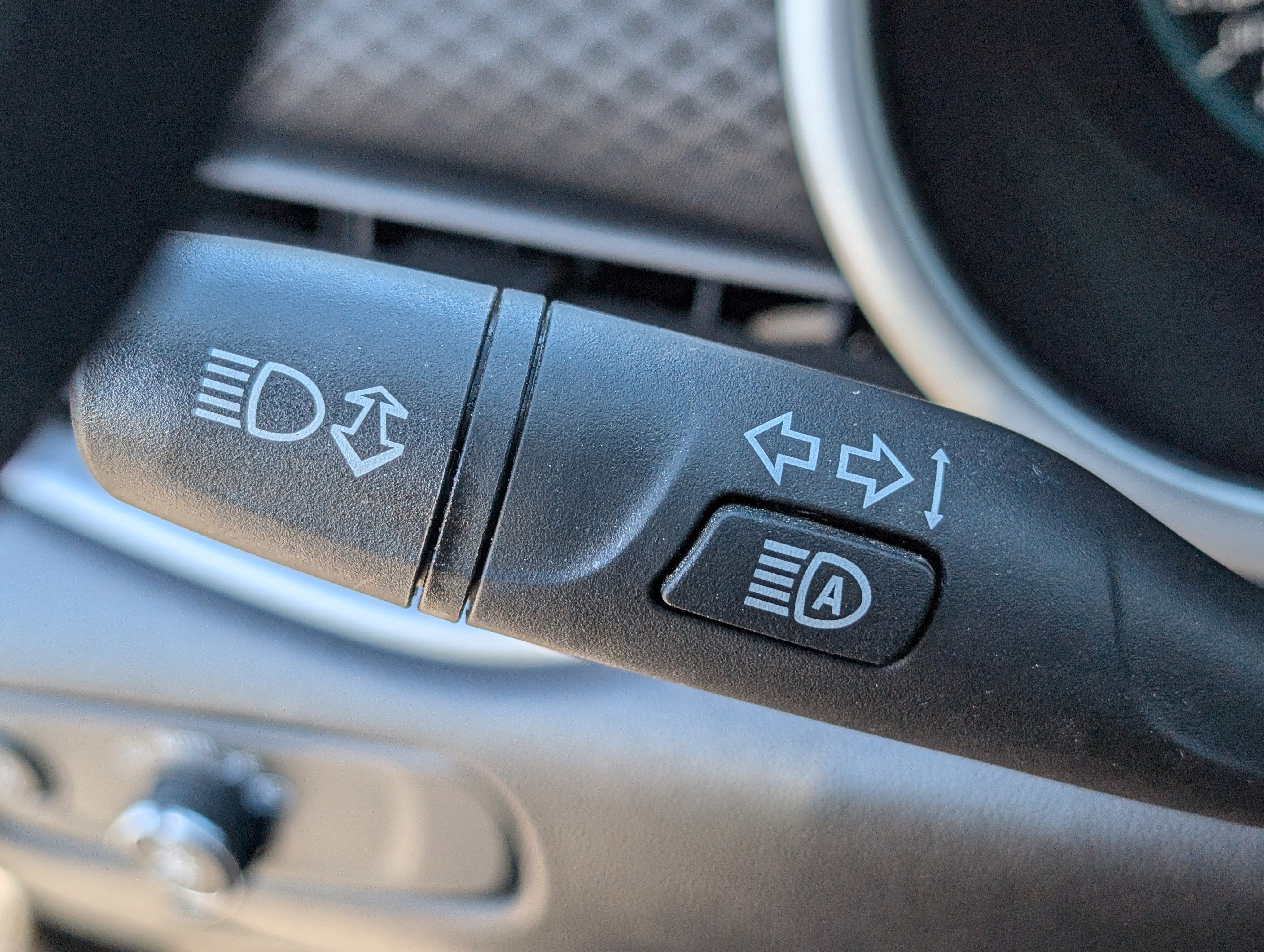 Used 2024 Chevrolet Malibu LS image 25