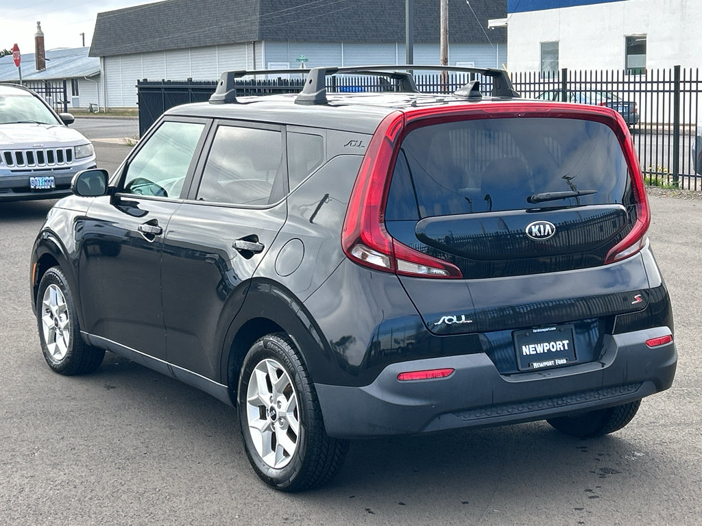 Used 2020 Kia Soul S FWD image 6
