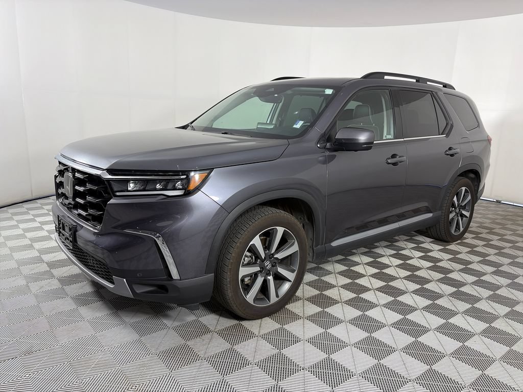 Used 2023 Honda Pilot Elite image 3