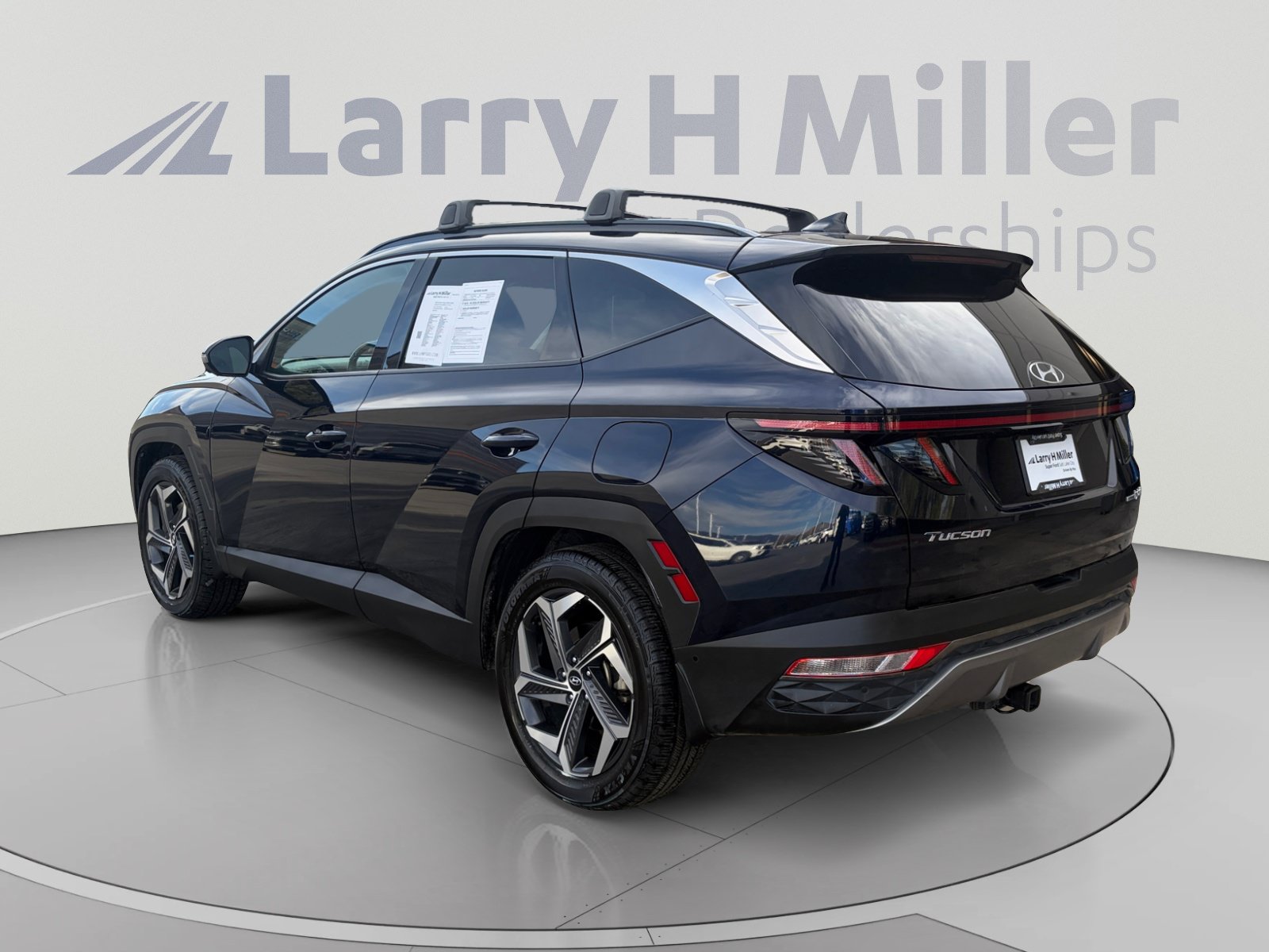 Used 2023 Hyundai Tucson Limited AWD/4WD image 3
