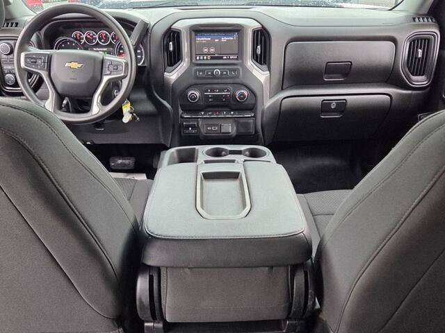 Used 2022 Chevrolet Silverado 2500 Custom w/ Gooseneck/5TH Wheel Package AWD/4WD image 8