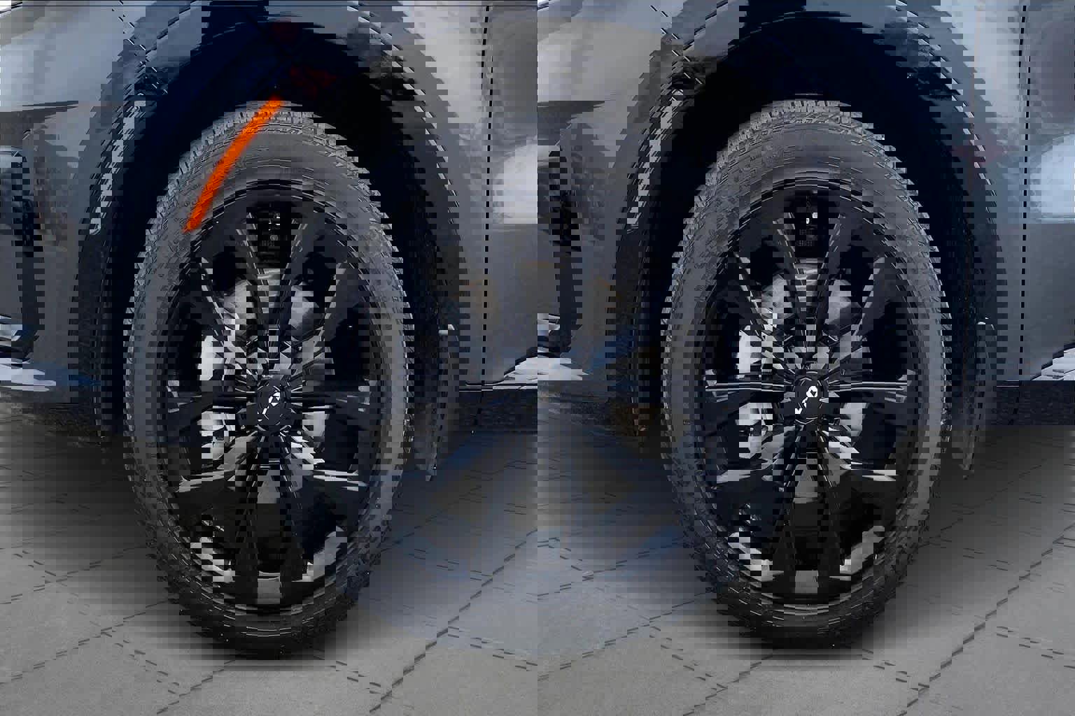 Used 2023 Kia Sorento SX image 13