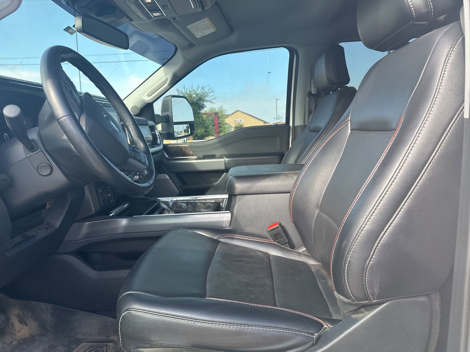 Certified 2024 Ford F350 Lariat w/ FX4 Off-Road Package AWD/4WD image 11
