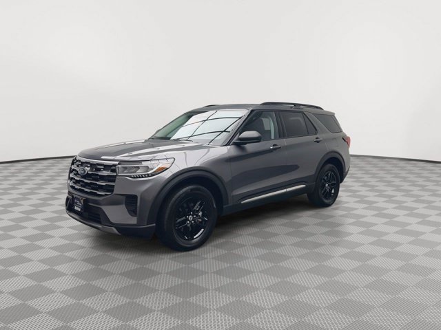 Certified 2025 Ford Explorer Active AWD/4WD image 37