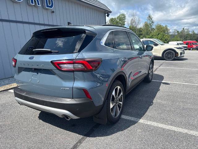 Certified 2023 Ford Escape Platinum w/ Premium Technology Package AWD/4WD image 3