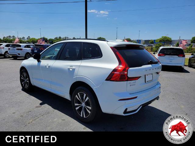 Used 2024 Volvo XC60 B5 Core AWD/4WD image 4