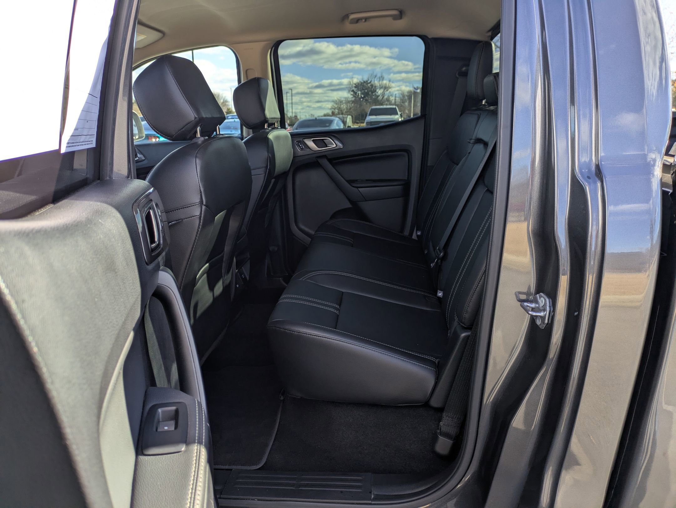 Certified 2020 Ford Ranger Lariat w/ Equipment Group 501A Mid image 31