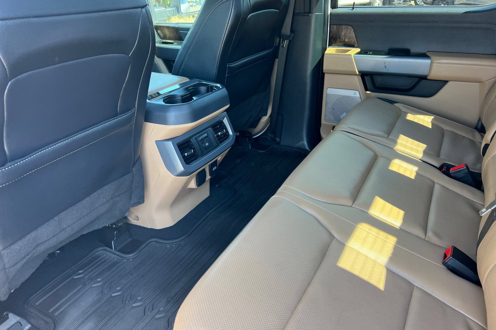 Certified 2023 Ford F250 Lariat w/ Chrome Package AWD/4WD image 13