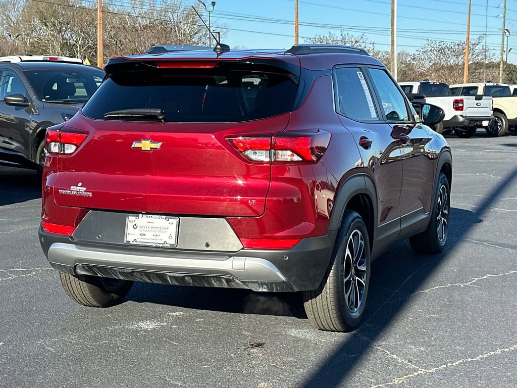 Used 2024 Chevrolet TrailBlazer LT w/ Driver Confidence Package image 7