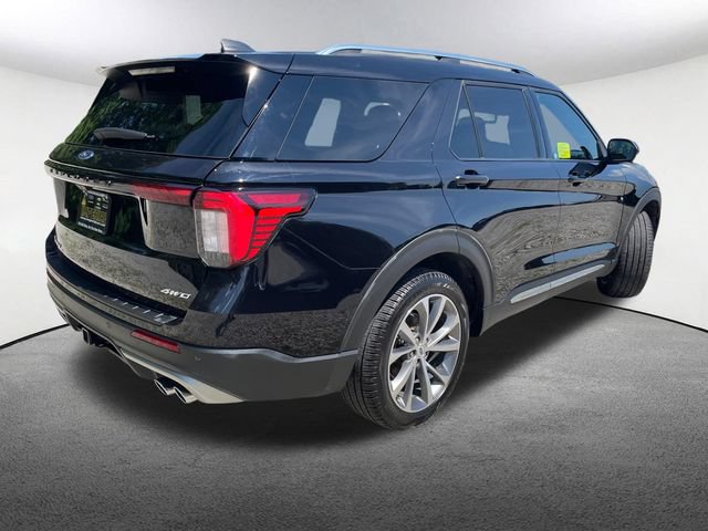 Certified 2025 Ford Explorer Platinum w/ Ultimate Package AWD/4WD image 17