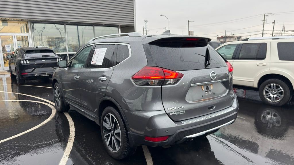 Used 2019 Nissan Rogue SL w/ Premium Package image 4