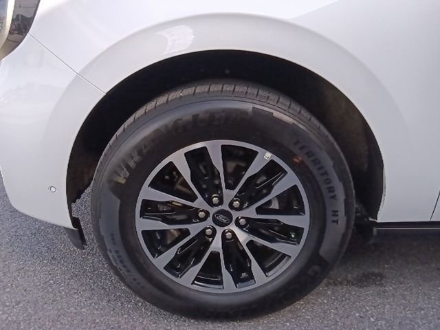 Certified 2025 Ford Expedition Max Platinum AWD/4WD image 10