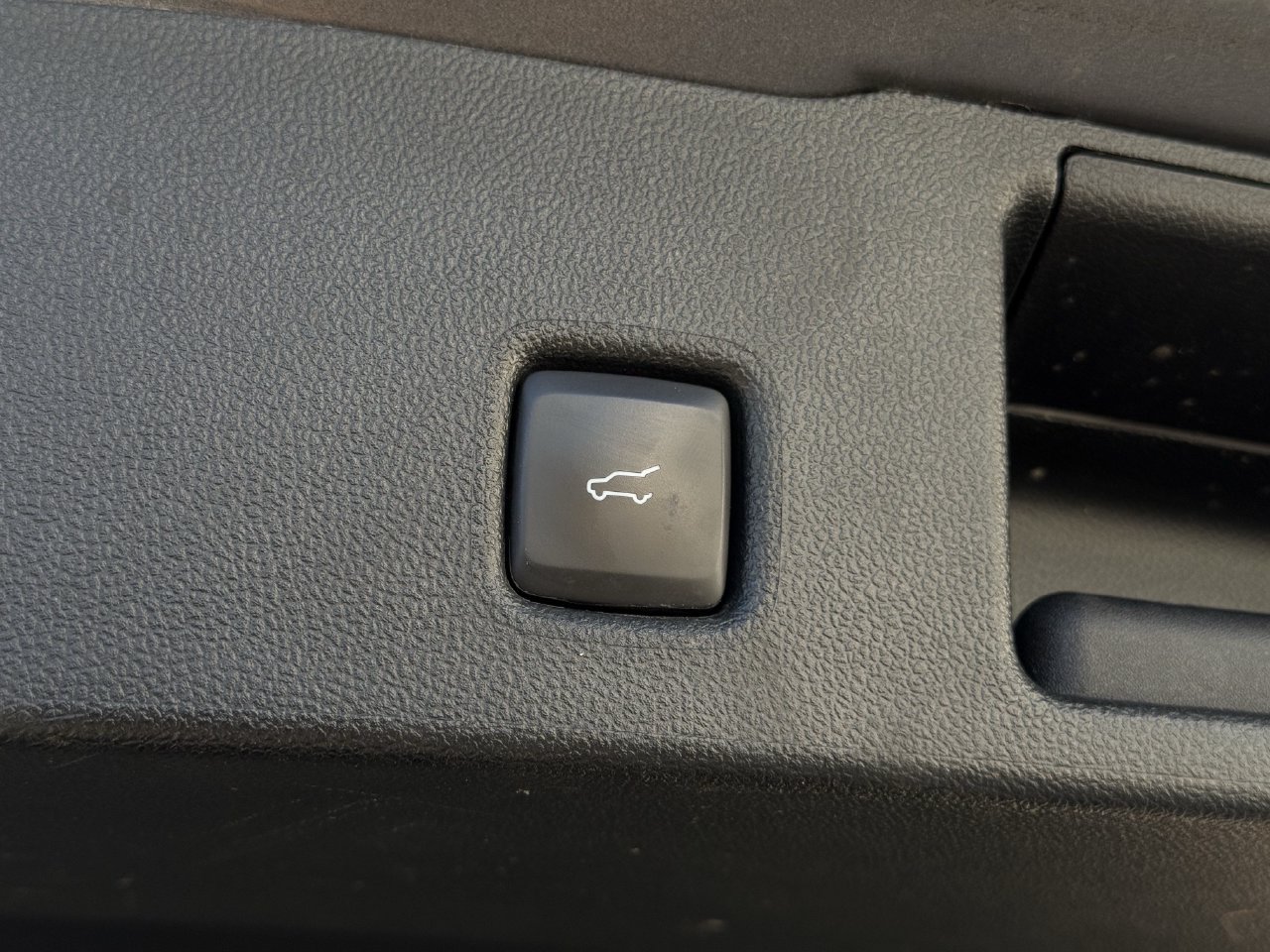 Certified 2024 Ford Escape Active w/ Tech Pack #1 FWD image 29