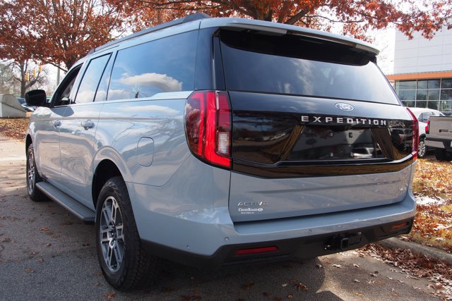Certified 2025 Ford Expedition Max Active image 5
