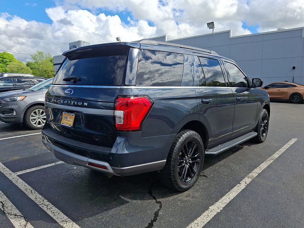 Certified 2023 Ford Expedition XLT AWD/4WD image 7
