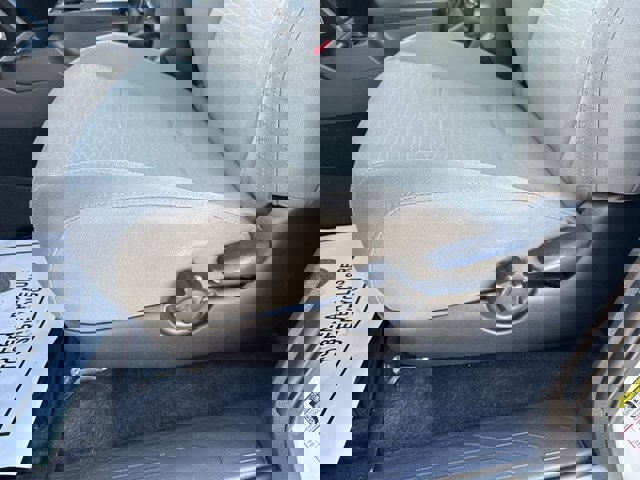 Used 2019 Toyota Tacoma SR image 5