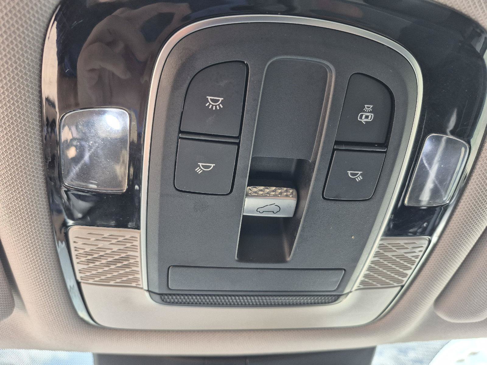 Used 2022 Hyundai Palisade SEL w/ Cargo Package FWD image 7