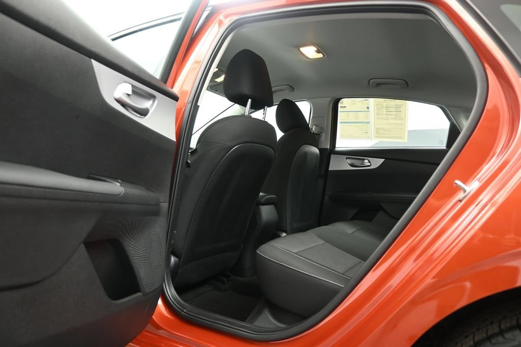 Used 2023 Kia Forte LXS FWD image 17