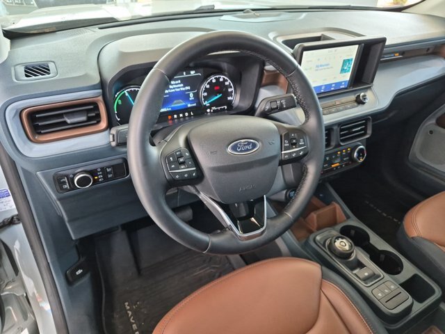 Certified 2024 Ford Maverick Lariat FWD image 17