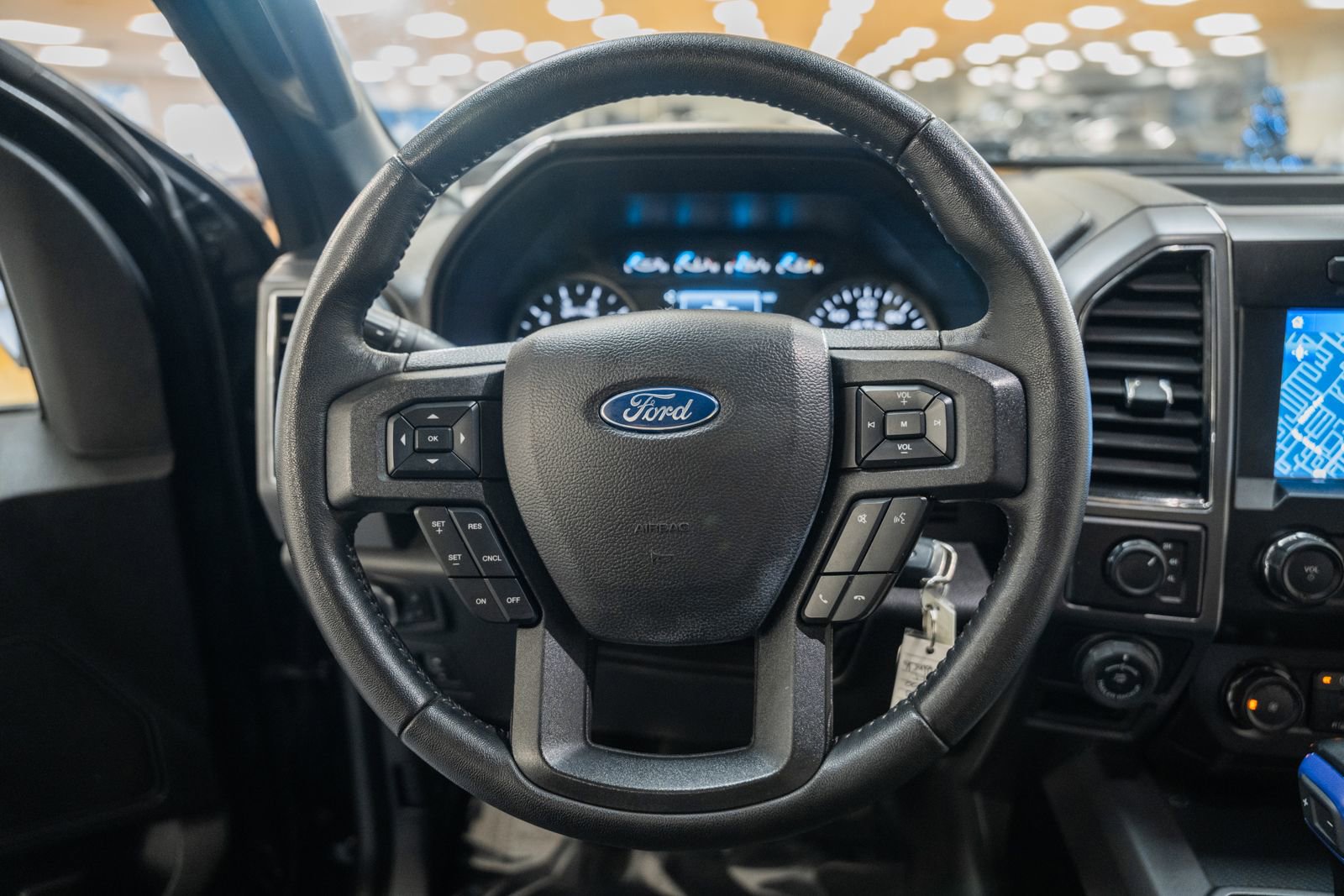 Certified 2020 Ford F150 XLT w/ Equipment Group 302A Luxury image 38