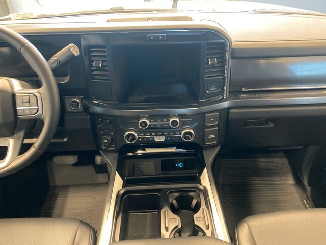 Certified 2025 Ford F350 Lariat w/ FX4 Off-Road Package AWD/4WD image 11