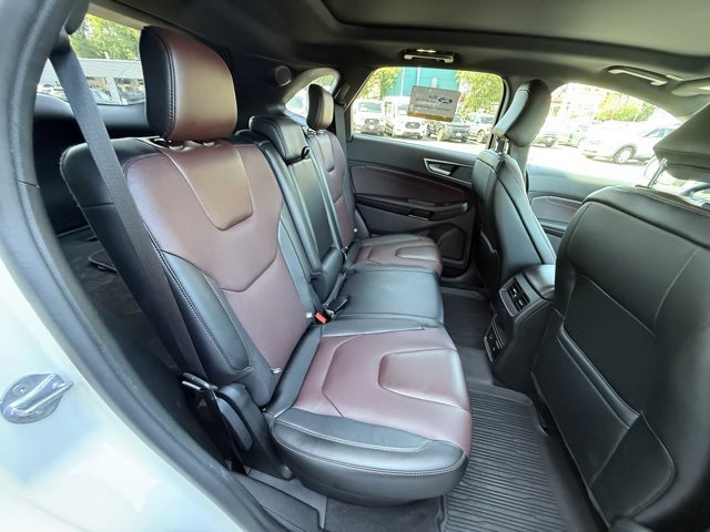 Certified 2022 Ford Edge Titanium w/ Equipment Group 301A image 18