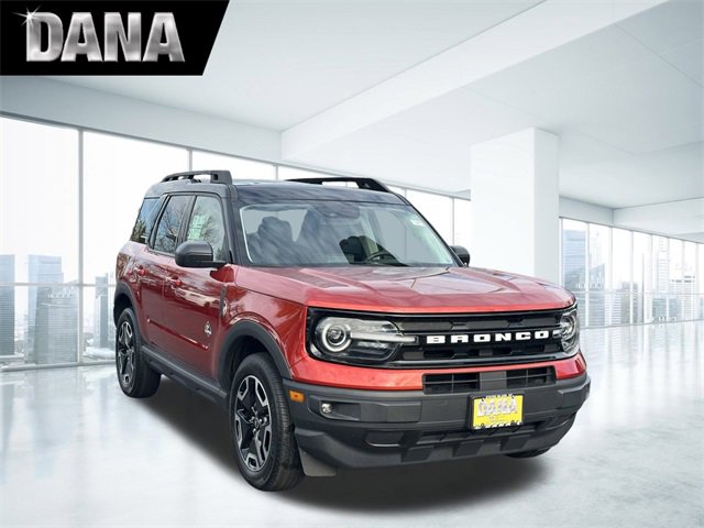 Certified 2023 Ford Bronco Sport Outer Banks w/ Tech Package image 1