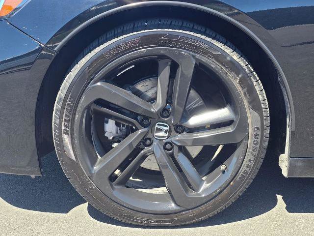 Used 2018 Honda Accord Sport image 9