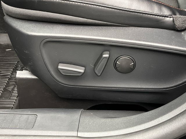 Certified 2025 Ford Escape ST-Line w/ Tech Pack #1 AWD/4WD image 8