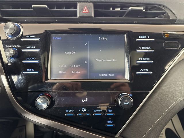 Used 2018 Toyota Camry SE w/ Moonroof Package image 15