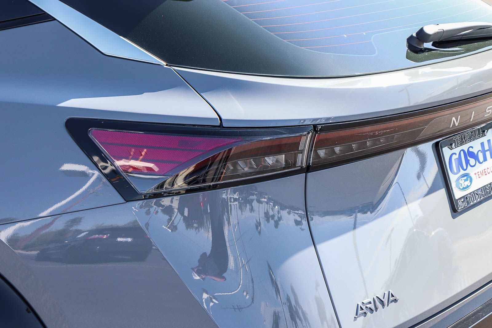 Used 2024 Nissan Ariya FWD image 7