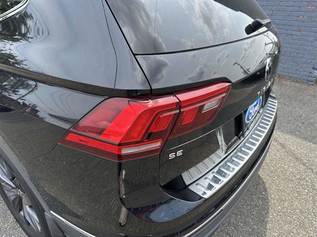 Used 2022 Volkswagen Tiguan SE AWD/4WD image 6