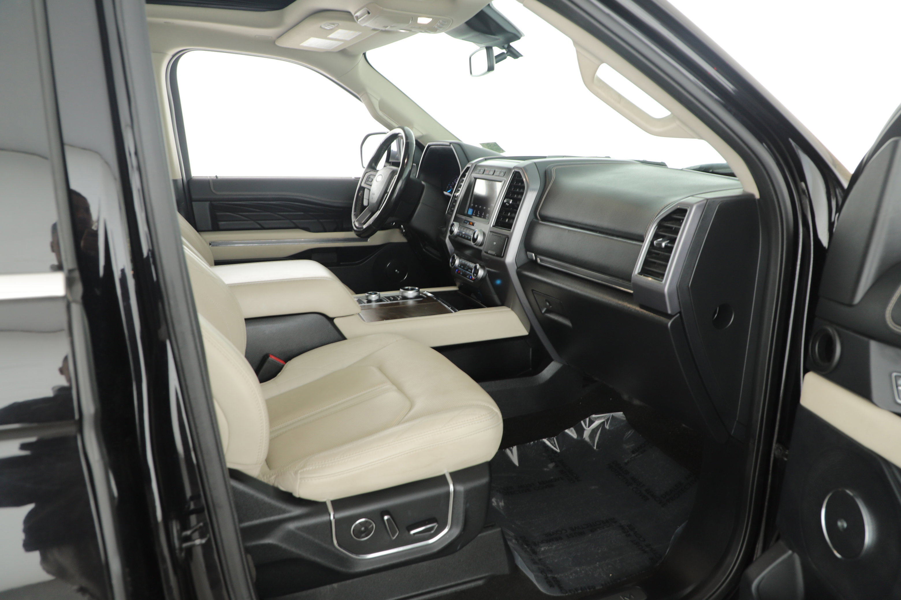 Certified 2019 Ford Expedition Platinum image 11
