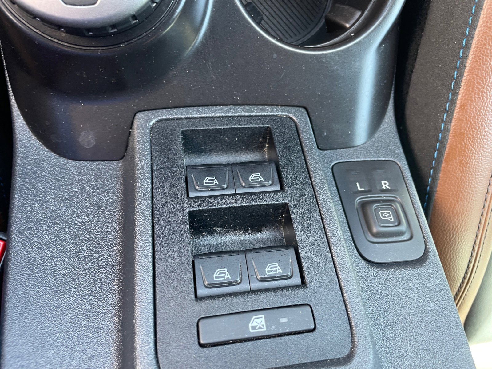 Certified 2024 Ford Bronco Outer Banks AWD/4WD image 17