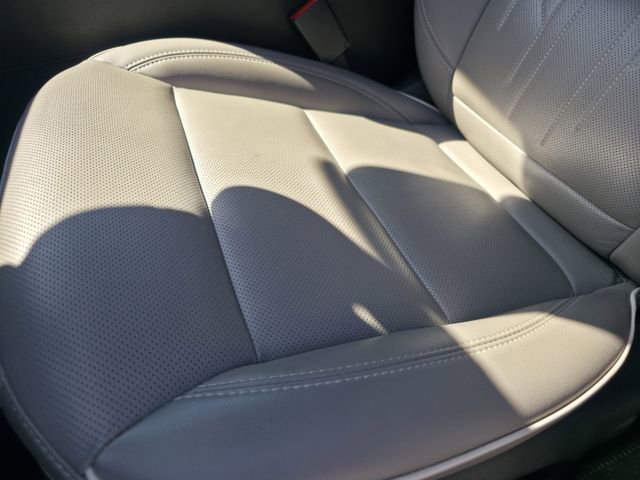 Used 2025 Buick Envista Avenir image 14