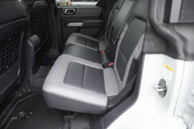 Certified 2022 Ford Bronco Black Diamond w/ Sasquatch Package image 12