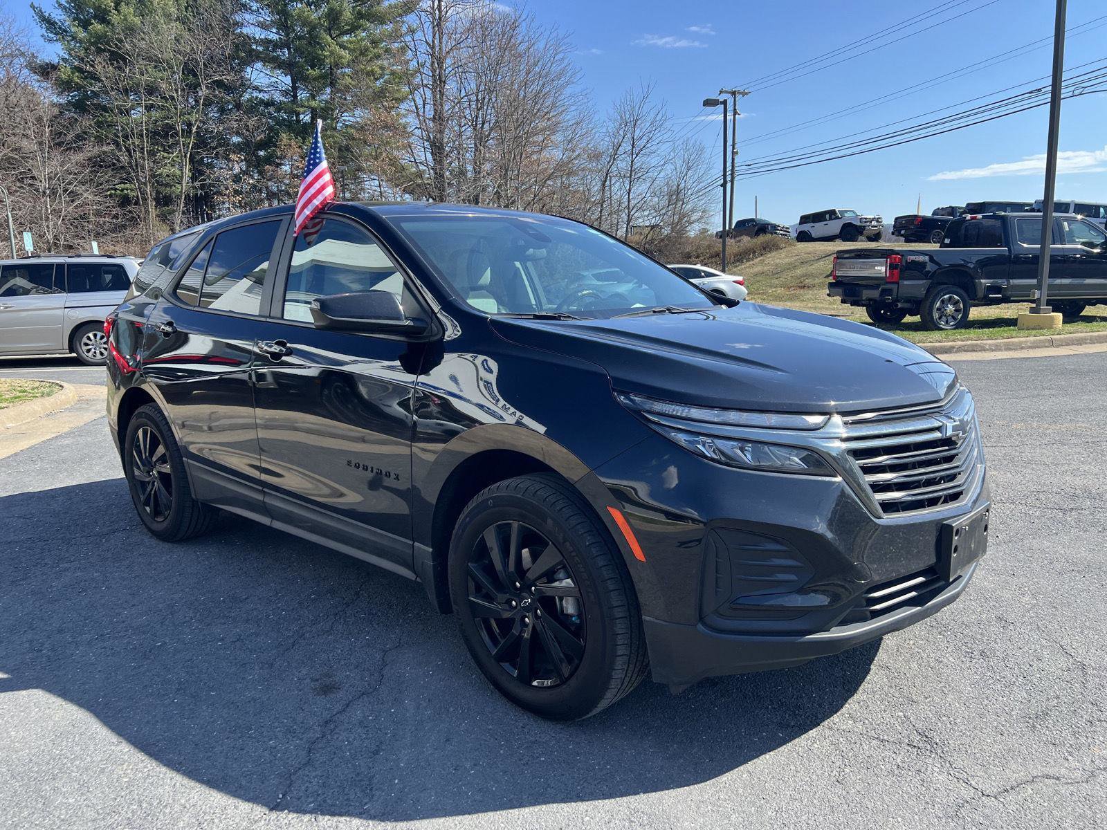 Used 2024 Chevrolet Equinox LS w/ LS Convenience Package image 8