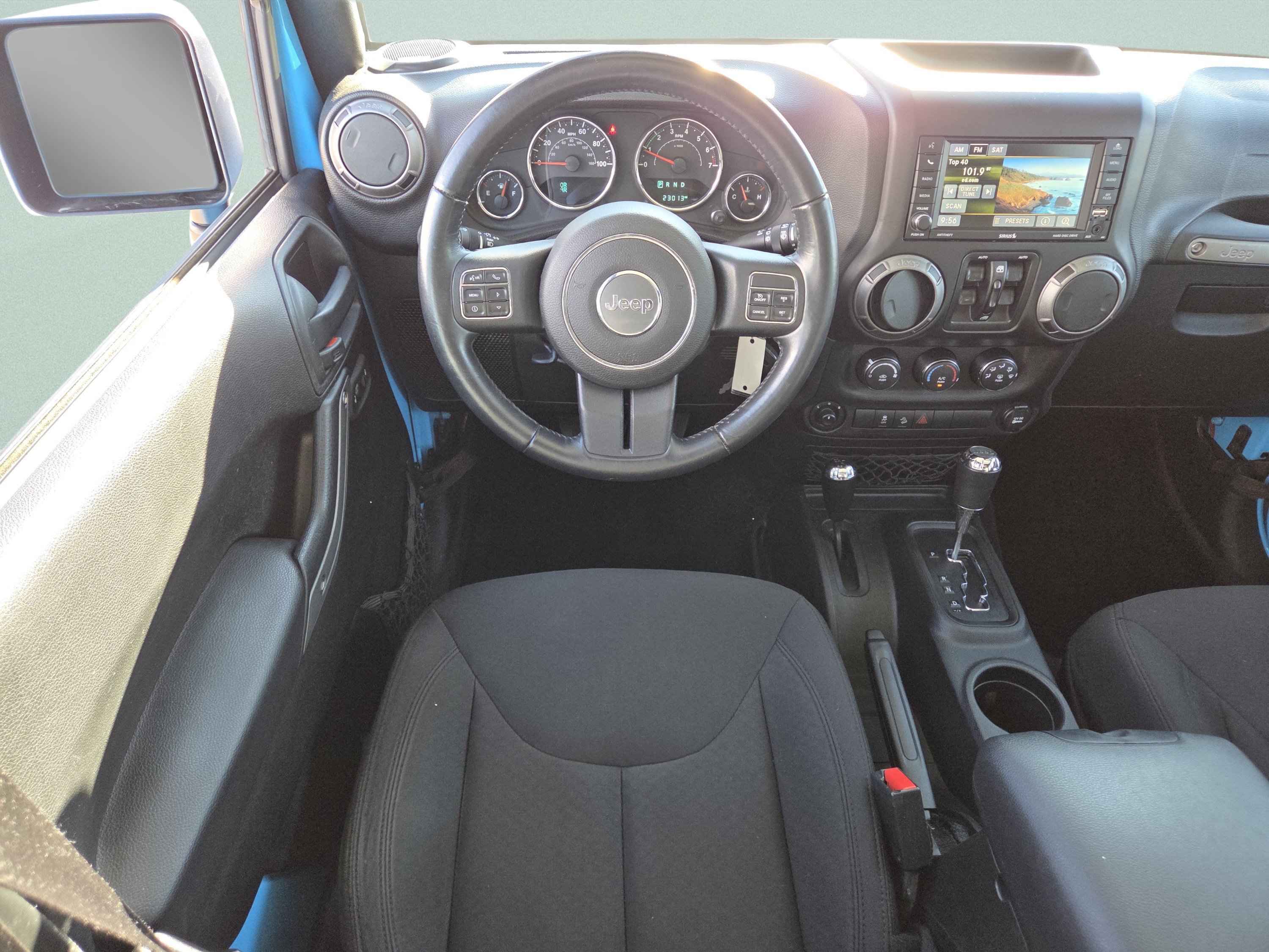 Used 2017 Jeep Wrangler Unlimited Sport w/ Quick Order Package 24S AWD/4WD image 4