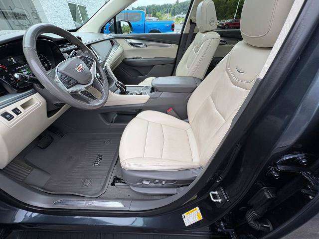 Used 2021 Cadillac XT5 Premium Luxury w/ LPO, Floor Liner Package AWD/4WD image 13