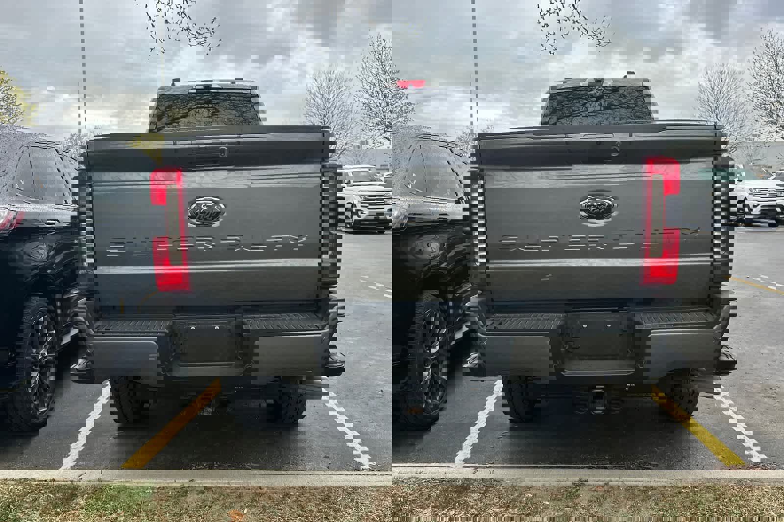 Certified 2024 Ford F250 Lariat w/ Black Appearance Package image 3