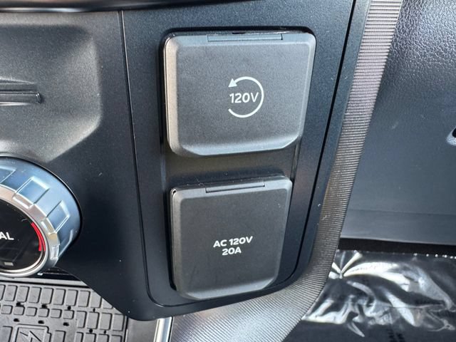 Certified 2023 Ford F150 Platinum w/ Equipment Group 701A High AWD/4WD image 29